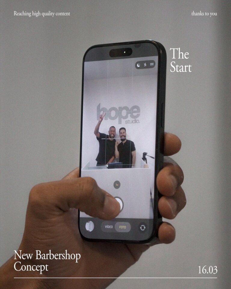 Celular fotografando os fundadores sob o letreiro Hope Studio na arte New Barbershop Concept